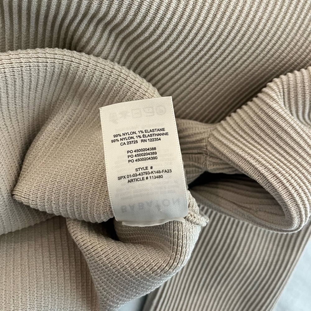 Aritzia Babaton Sculpt Knit Forefront Long Sleeve in Matte Pearl - Picture 11 of 12